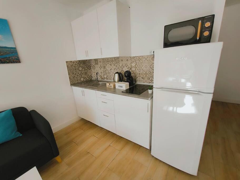 Yinfa 2 Sunset Apartment Tamaimo Eksteriør billede